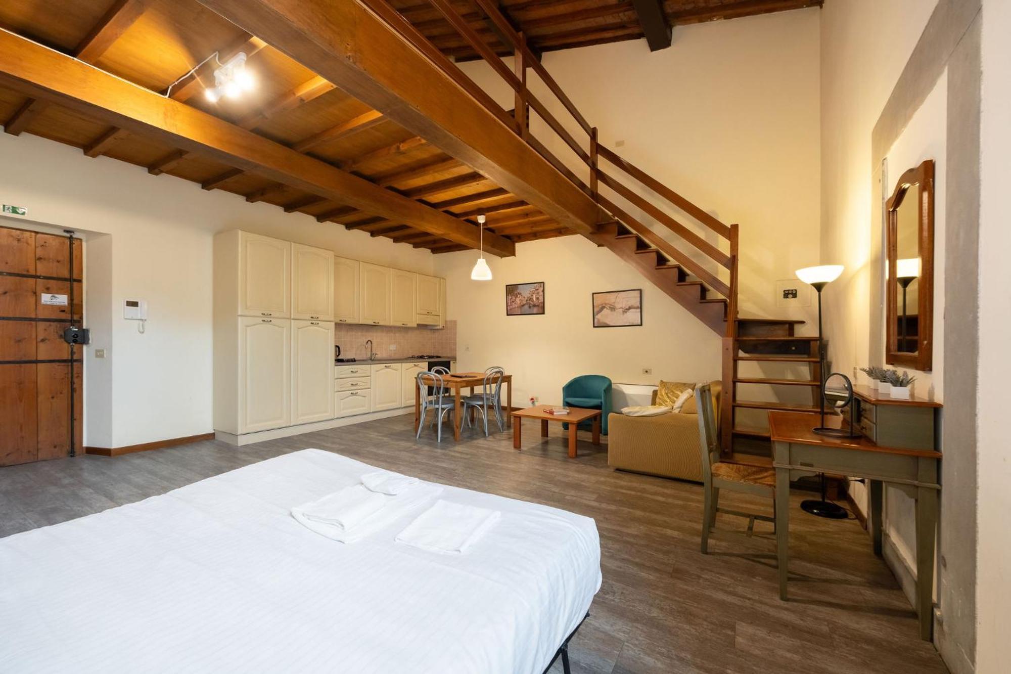 Apartments Close To Duomo Флоренція Номер фото
